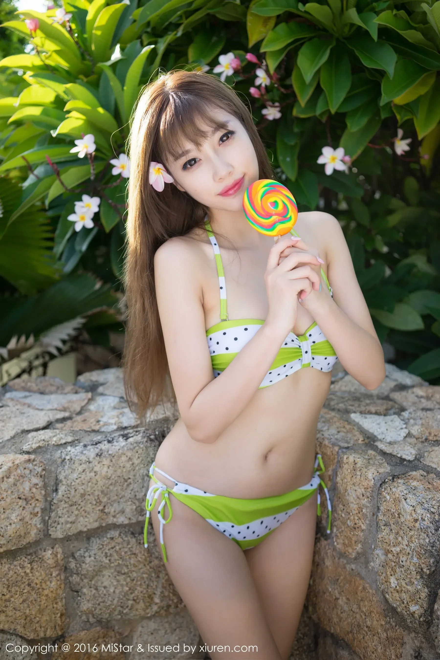 sugar小甜心CC《性感比基尼+甜美水手服学生装》 魅妍社 Vol.134