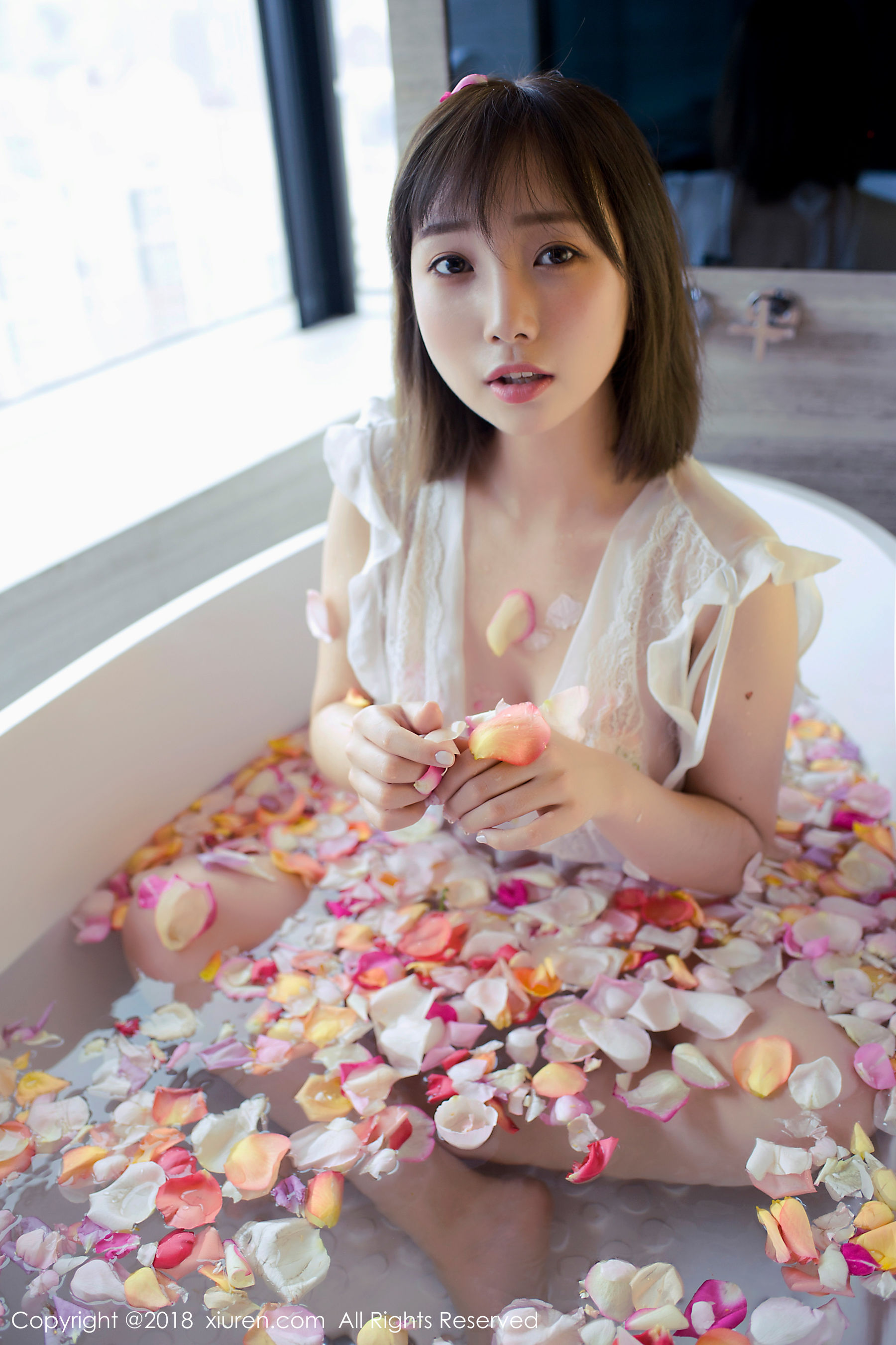 枝恩《短发百变大美女》 秀人网XIUREN No.981