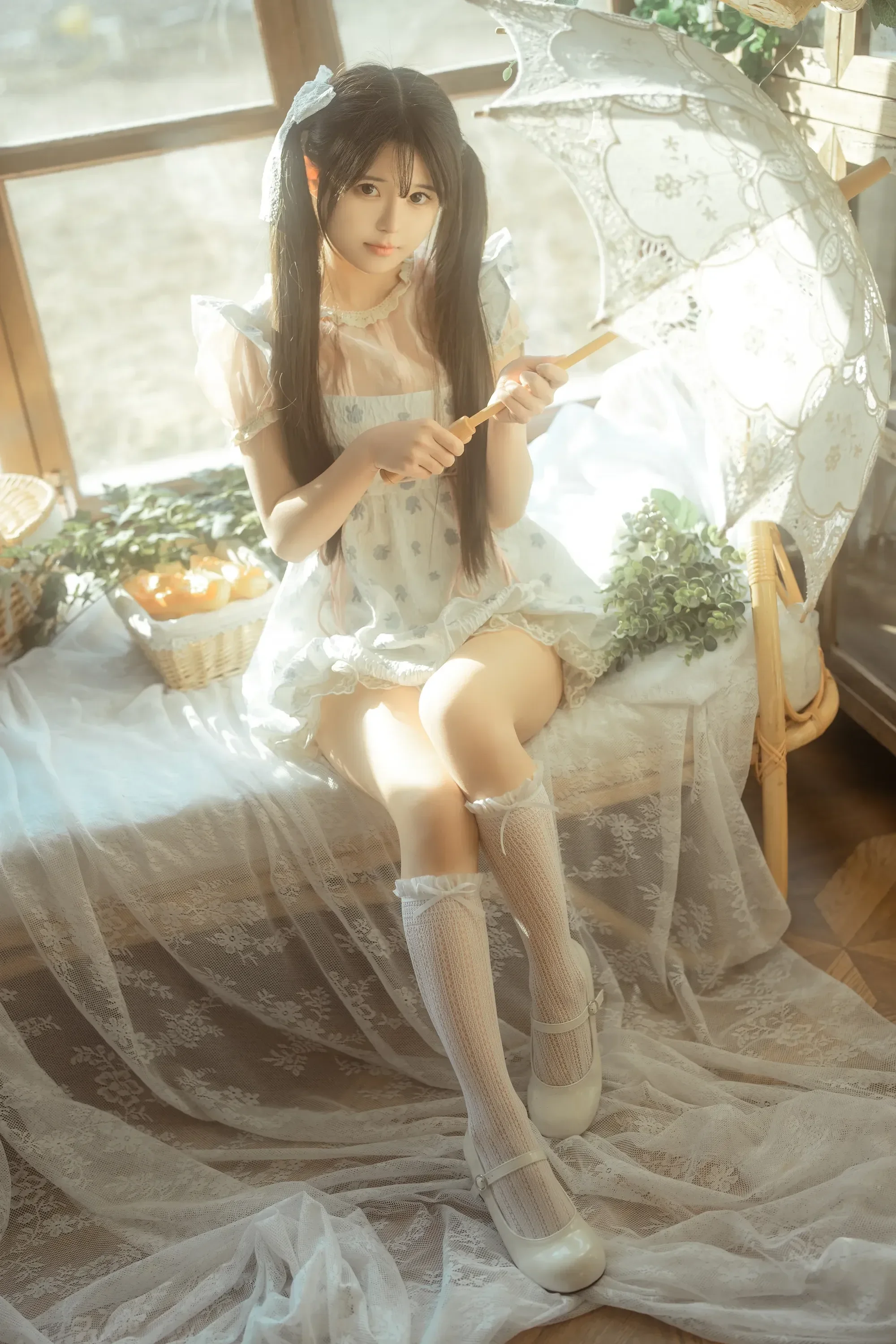 rua阮阮 – 花房 小裙子 [54P]